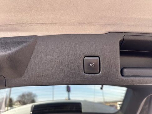 Used 2023 Ford Escape Platinum w/ Premium Technology Package image 12