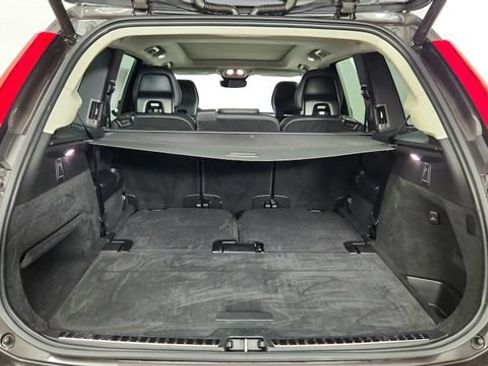 Certified 2023 Volvo XC90 B5 Plus w/ Protection Package Premier AWD/4WD image 43