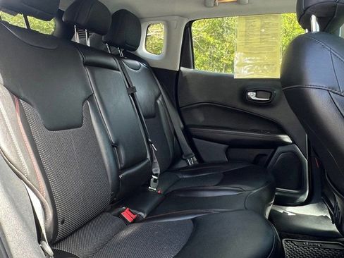 Used 2021 Jeep Compass Trailhawk image 12