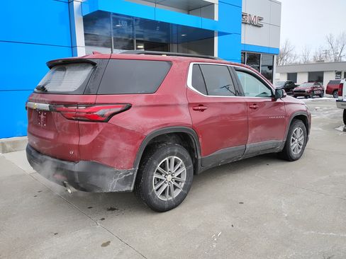 Used 2023 Chevrolet Traverse LT image 10