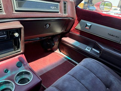 Used 1987 Buick Regal Limited RWD image 25