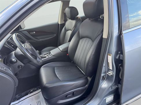 Used 2017 INFINITI QX50 AWD w/ Premium Plus Package image 12