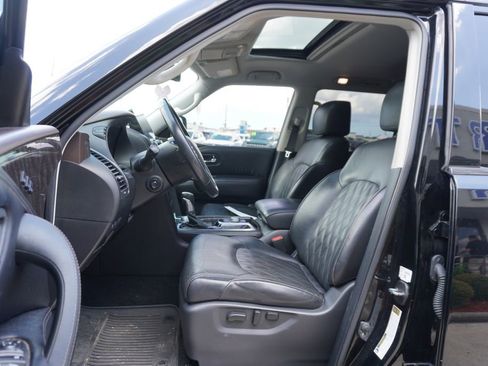 Used 2022 Nissan Armada Platinum w/ Captain's Chairs Package AWD/4WD image 7