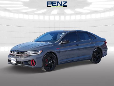 Used 2024 Volkswagen Jetta GLI Autobahn image 3