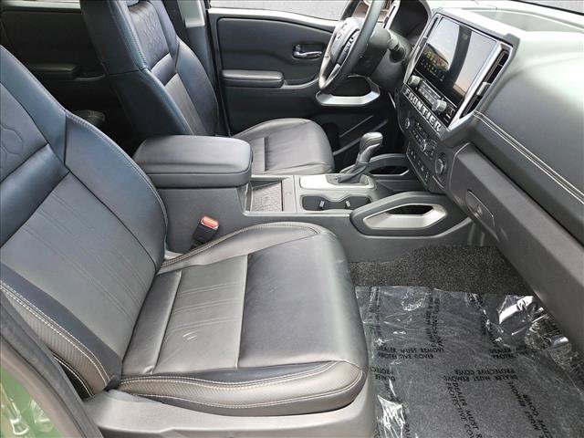 Used 2025 Nissan Frontier SL RWD image 25