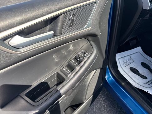 Used 2024 Ford Edge SEL AWD/4WD image 25