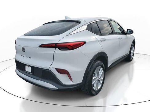 New 2026 Buick Envista Preferred image 3