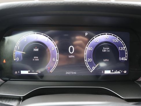 Used 2024 Jeep Grand Cherokee L Altitude AWD/4WD image 28