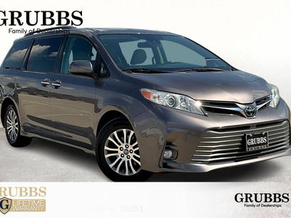 Used 2020 Toyota Sienna XLE