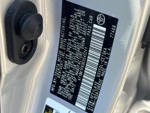 Used 2014 Toyota Camry XLE FWD image 23