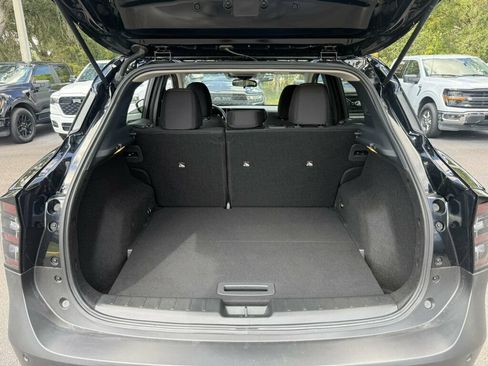Used 2026 Nissan Kicks SV w/ Charging Package FWD image 8