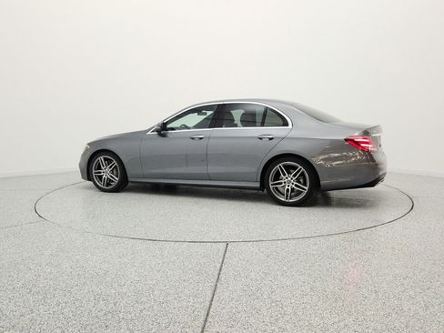 Used 2019 Mercedes-Benz E 300 image 8