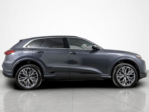 Used 2025 Audi Q5 Premium Plus w/ Premium Plus AWD/4WD image 6