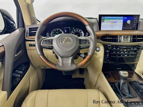 Certified 2021 Lexus LX 570 4WD w/ Luxury Package image 24