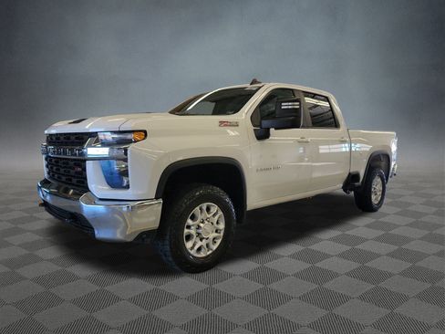 Used 2020 Chevrolet Silverado 2500 LT w/ Z71 Off-Road Package image 2
