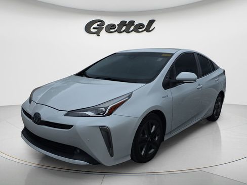 Used 2022 Toyota Prius XLE image 1