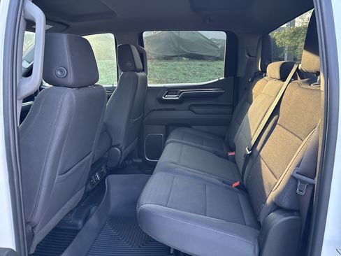 Used 2024 Chevrolet Silverado 1500 RST AWD/4WD image 32