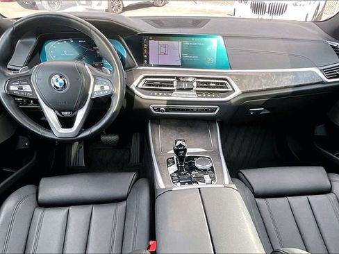 Used 2022 BMW X5 xDrive45e image 15