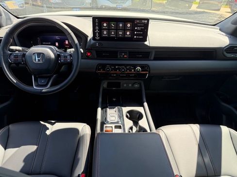 Certified 2026 Honda Pilot TrailSport image 17