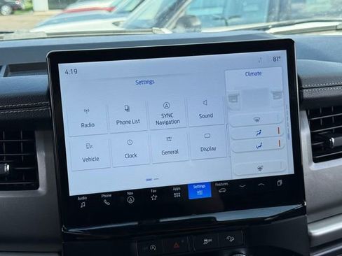 Used 2024 Ford Expedition Max XLT AWD/4WD image 25