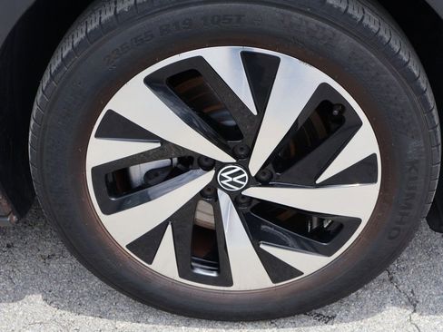 Used 2023 Volkswagen ID.4 Pro RWD image 23