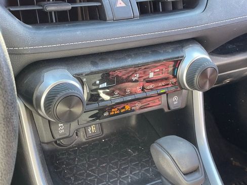 Used 2023 Toyota RAV4 LE image 10