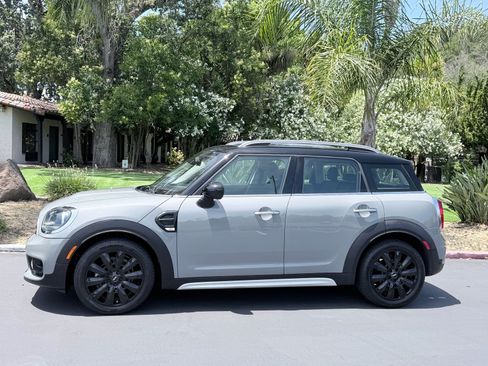 Used 2018 MINI Cooper Countryman FWD image 2