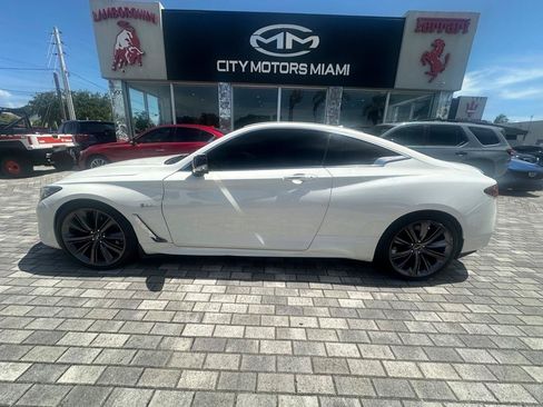 Used 2017 INFINITI Q60 Red Sport 400 RWD image 4