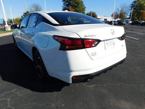 Used 2025 Nissan Altima 2.5 SR image 8