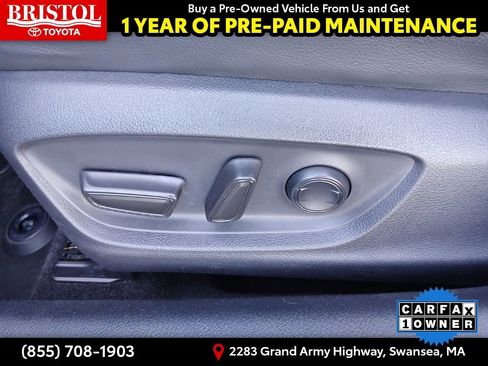 Used 2018 Toyota Camry SE w/ Moonroof Package image 21