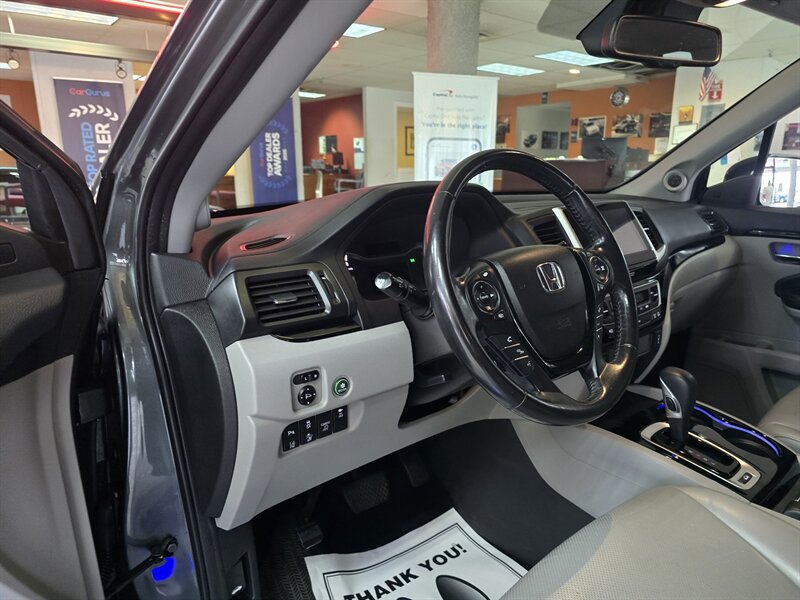 Used 2019 Honda Ridgeline RTL-E image 8