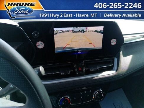 Used 2025 Chevrolet TrailBlazer LT AWD/4WD image 18