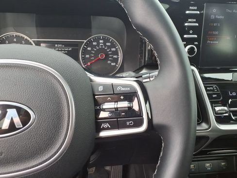 Used 2021 Kia Sorento S w/ Panoramic Sunroof Package FWD image 32