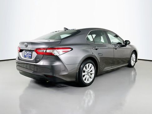 Used 2019 Toyota Camry LE w/ Convenience Package FWD image 8