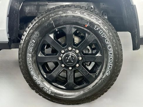 New 2026 RAM 2500 Big Horn AWD/4WD image 17