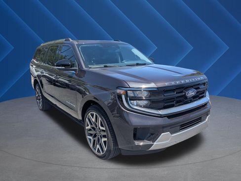 Certified 2026 Ford Expedition Max Platinum w/ Platinum Ultimate Package AWD/4WD image 1