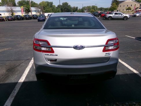 Used 2015 Ford Taurus SEL AWD/4WD image 4