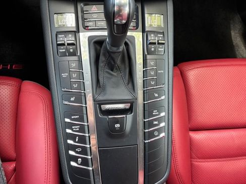 Used 2017 Porsche Macan S AWD/4WD image 47