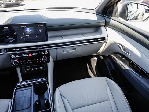 New 2026 Hyundai Tucson Limited AWD/4WD image 18