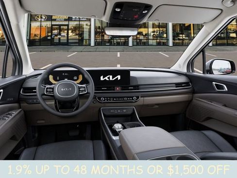 New 2026 Kia Carnival EX FWD image 15