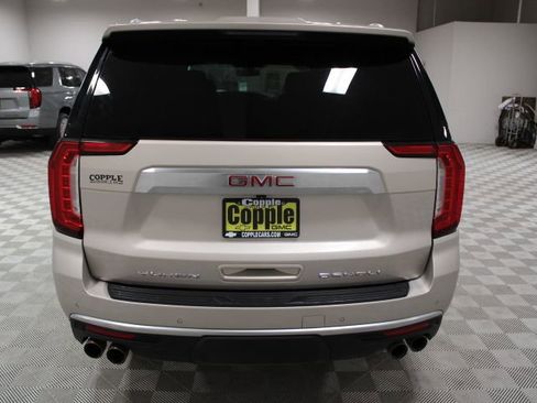 Used 2022 GMC Yukon XL Denali image 8