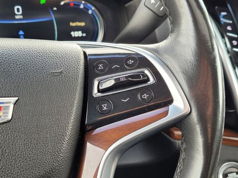Used 2019 Cadillac Escalade Luxury image 21