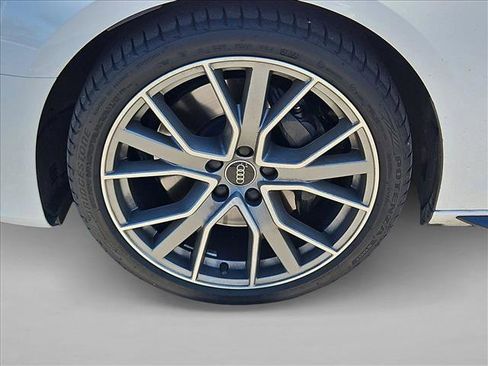 Used 2023 Audi S4 Premium Plus w/ Premium Plus Package image 24