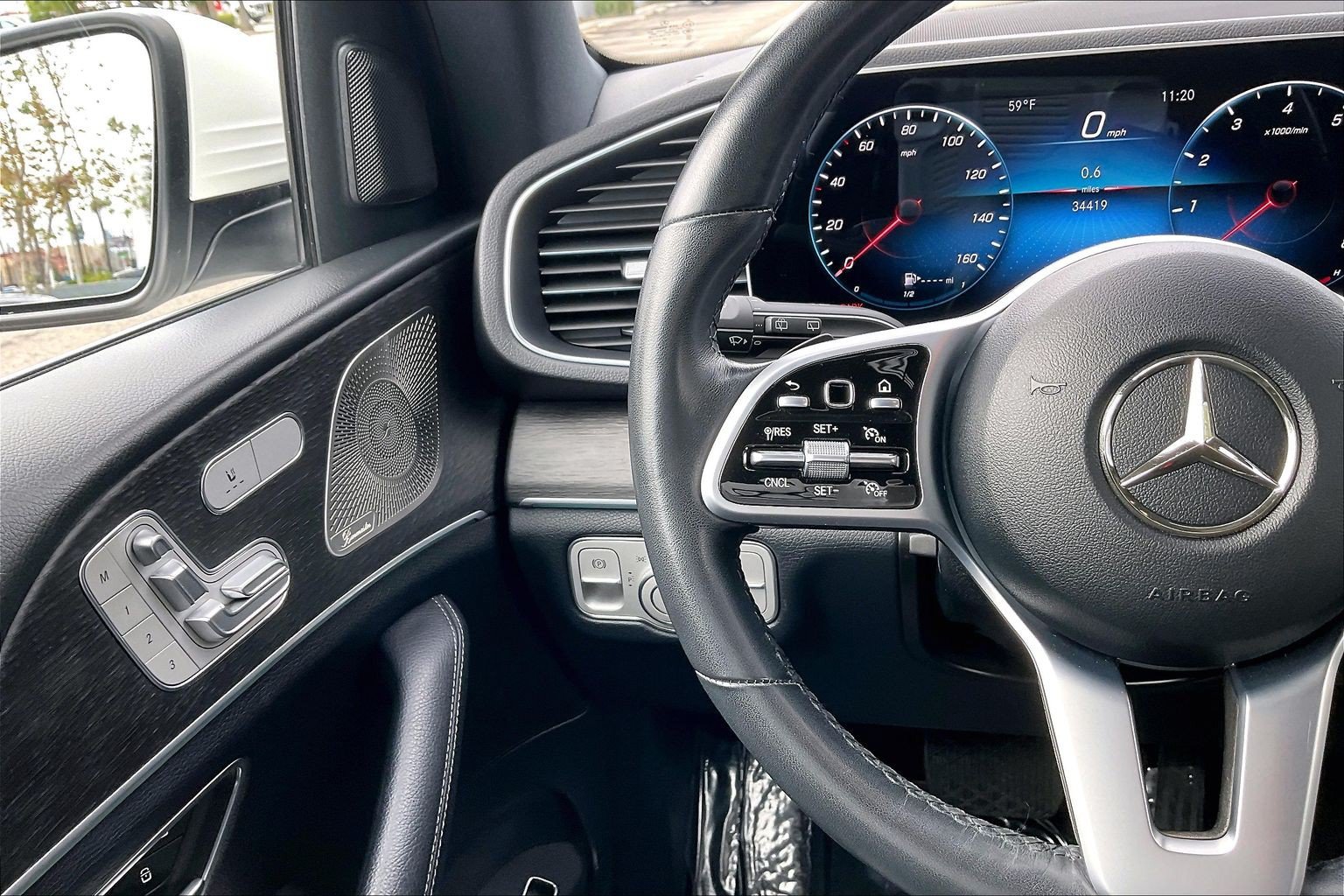 Used 2022 Mercedes-Benz GLE 350 4MATIC image 23