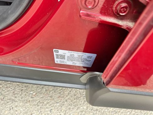 Used 2025 Chevrolet TrailBlazer LT image 29