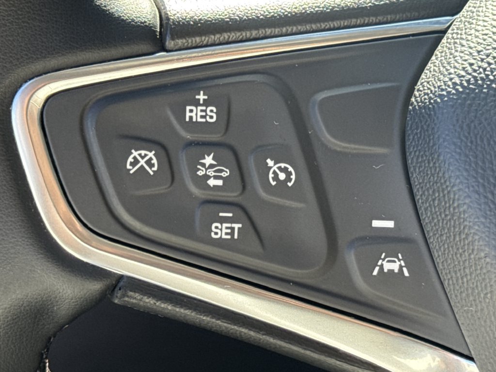 Used 2024 Chevrolet Equinox LT AWD/4WD image 24