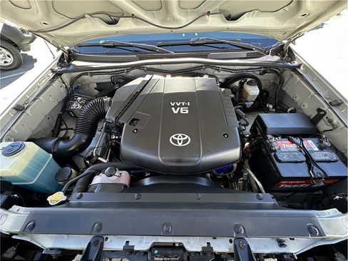 Used 2006 Toyota Tacoma PreRunner image 23