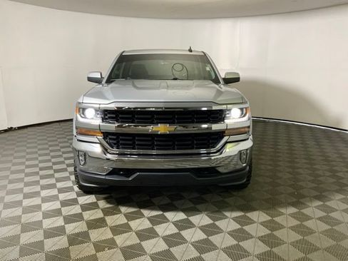 Used 2018 Chevrolet Silverado 1500 LT w/ All Star Edition AWD/4WD image 12