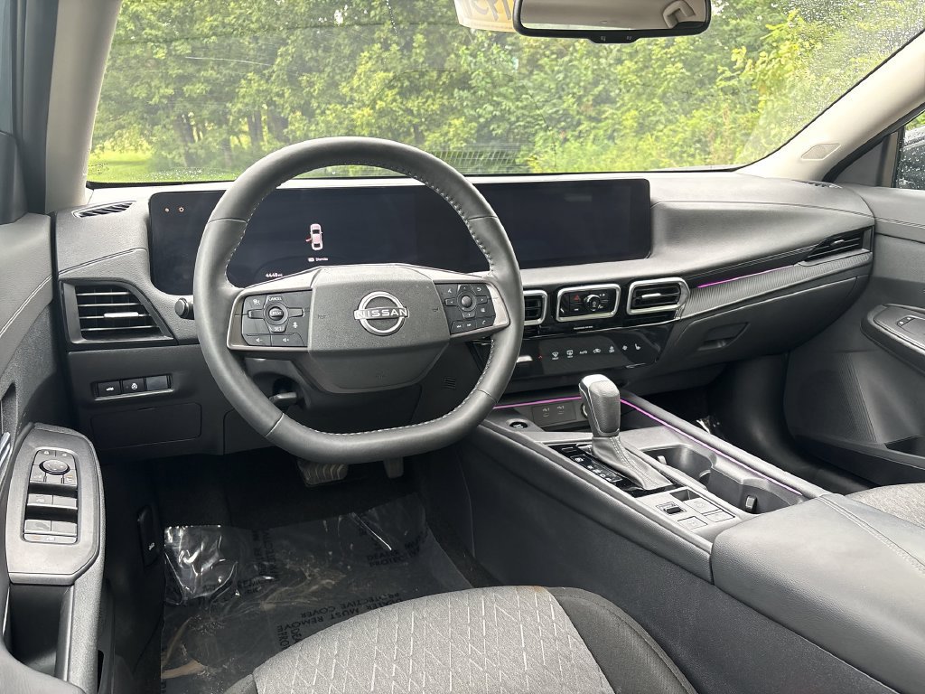 Certified 2026 Nissan Sentra SV w/ SV Convenience Package FWD image 18