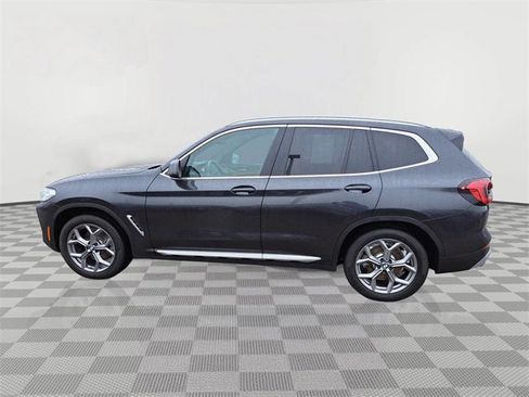 Used 2024 BMW X3 xDrive30i w/ Premium Package image 2